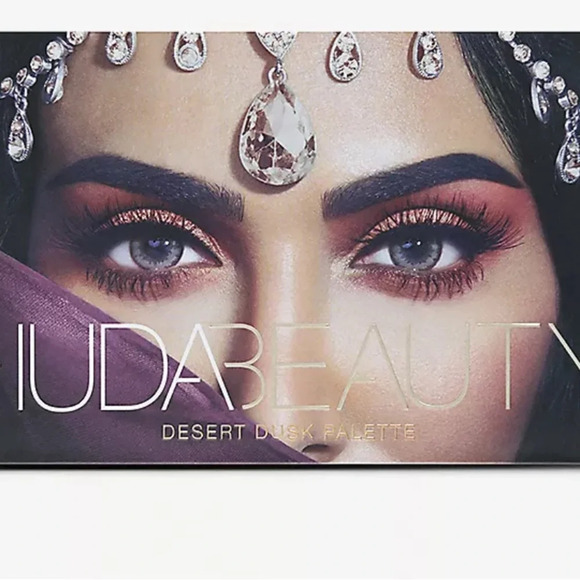 BRAND NEW Huda Beauty Desert Dusk Eyeshadow Palette - Picture 2 of 7
